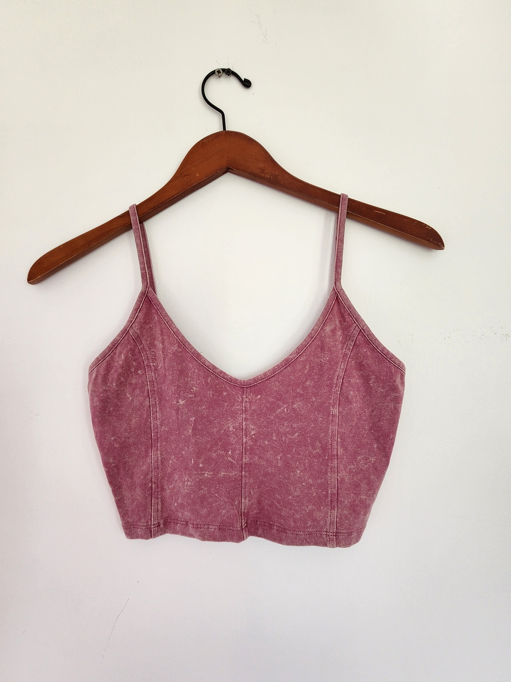 American Eagle Outfitters Women's Pink V-Neck Cropped Tank Top - Size M - NWT